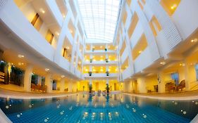 โรงแรมตรัง กรุงเทพฯ - SHA Plus